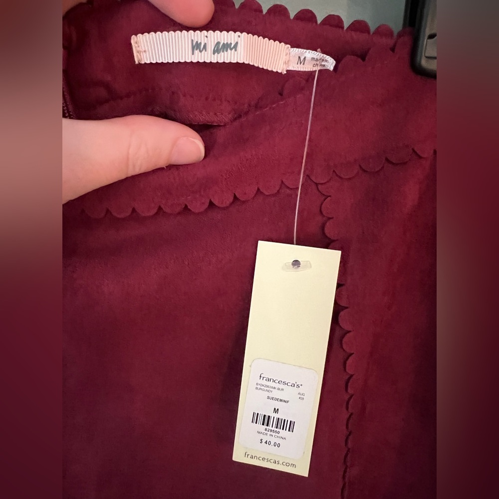 NWT Suede Maroon Skirt from Francesca’s - size (M) - Picture 5 of 5